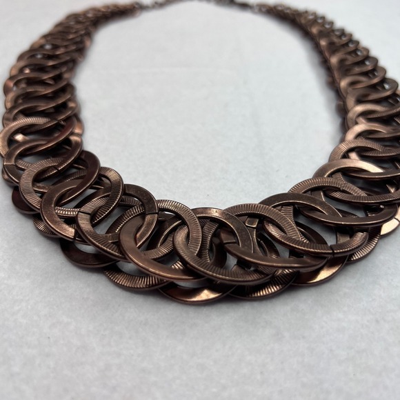 Bill Blass Copper Tone Linked Disc Necklace Textured Statement Layered Chain 18" - Picture 5 of 7